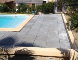 Terrasse de piscine
