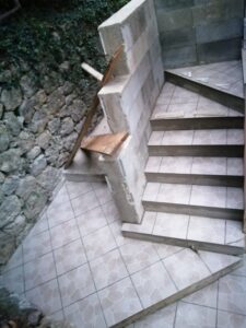 Création d'un escalier supplémentaire sur Valbonne (06)