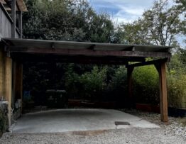 Carport en bois exotique
