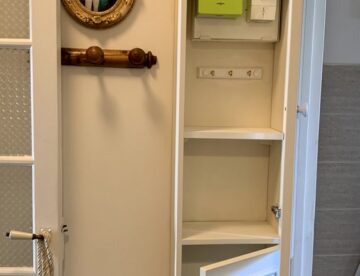 Rangement pour les clés, les chaussures et cacher le compteur EDF